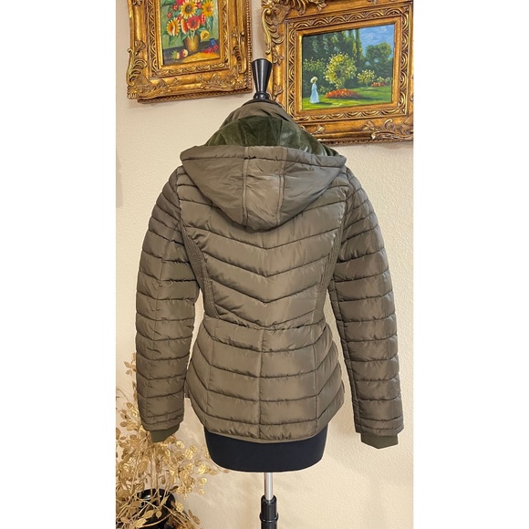 YMI Collection Olive Polyester Faux Women's Jacket Hooded L/G - Picture 2 of 7